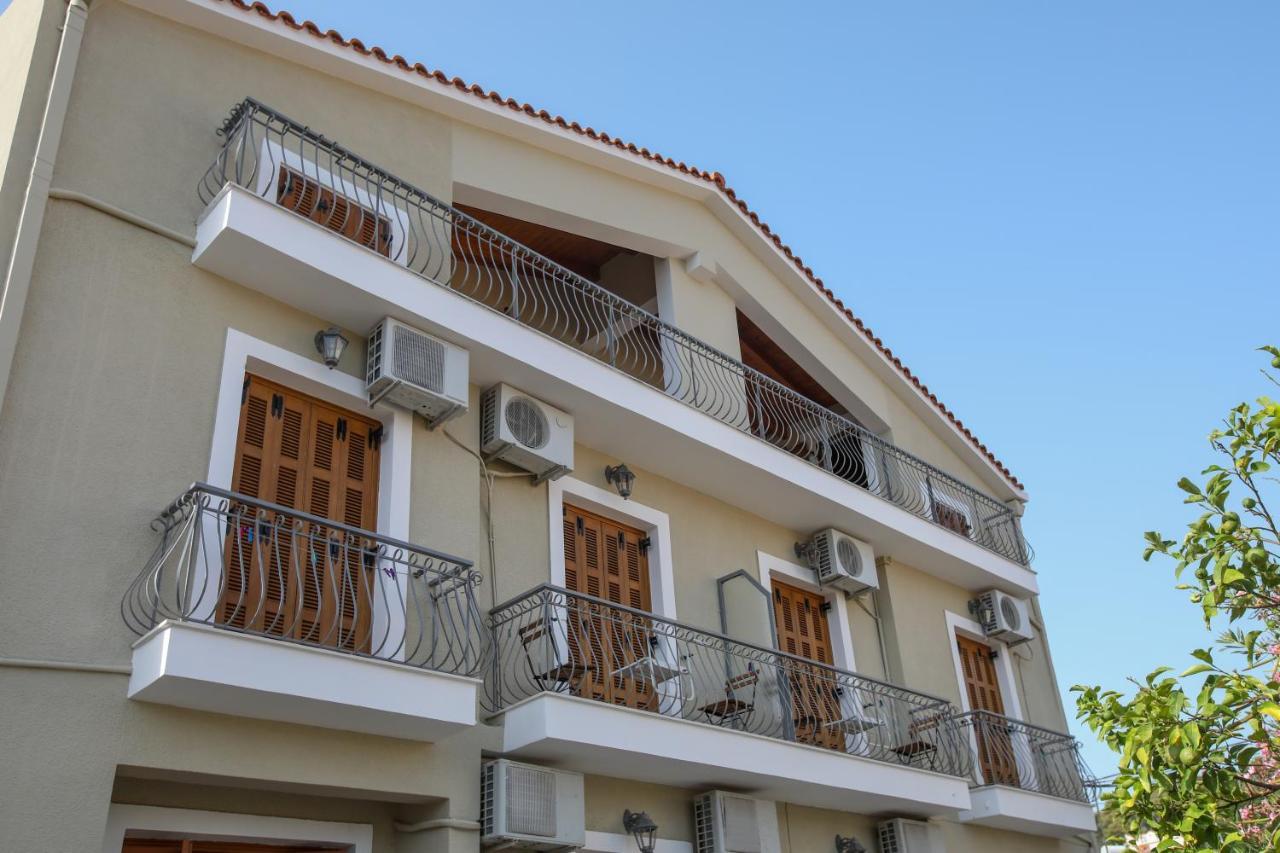 Papadatos Studios Argostoli  Eksteriør billede