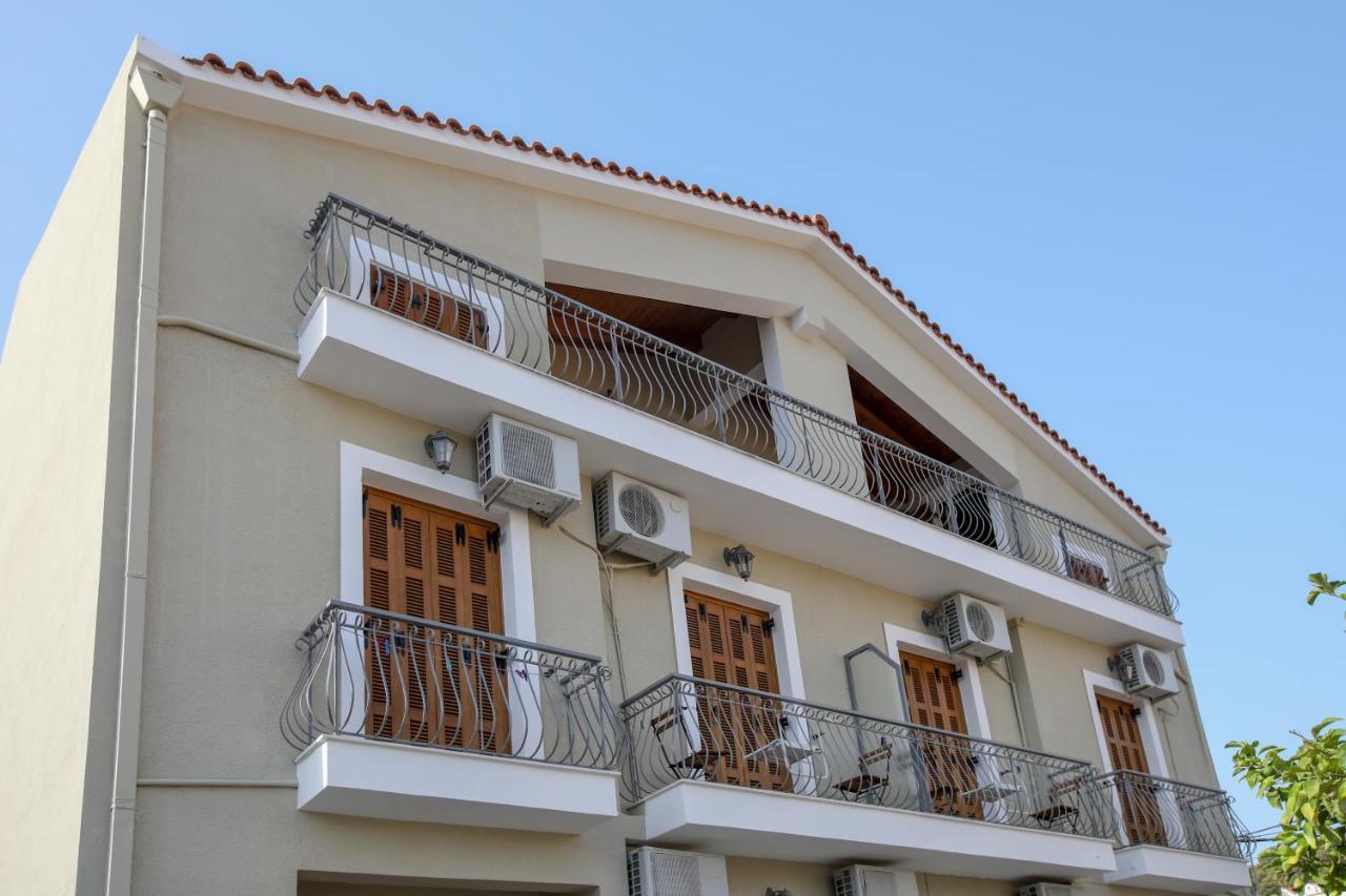 Papadatos Studios Argostoli  Eksteriør billede