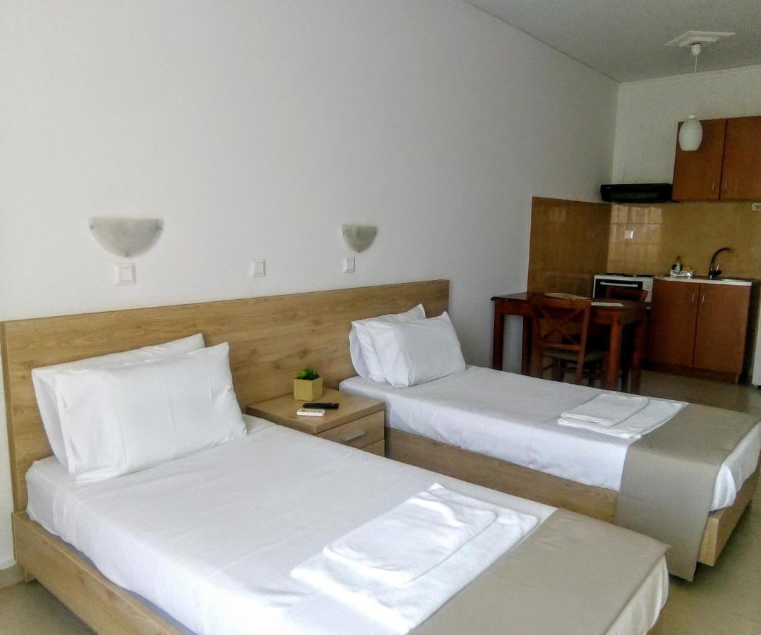 Papadatos Studios Argostoli  Eksteriør billede