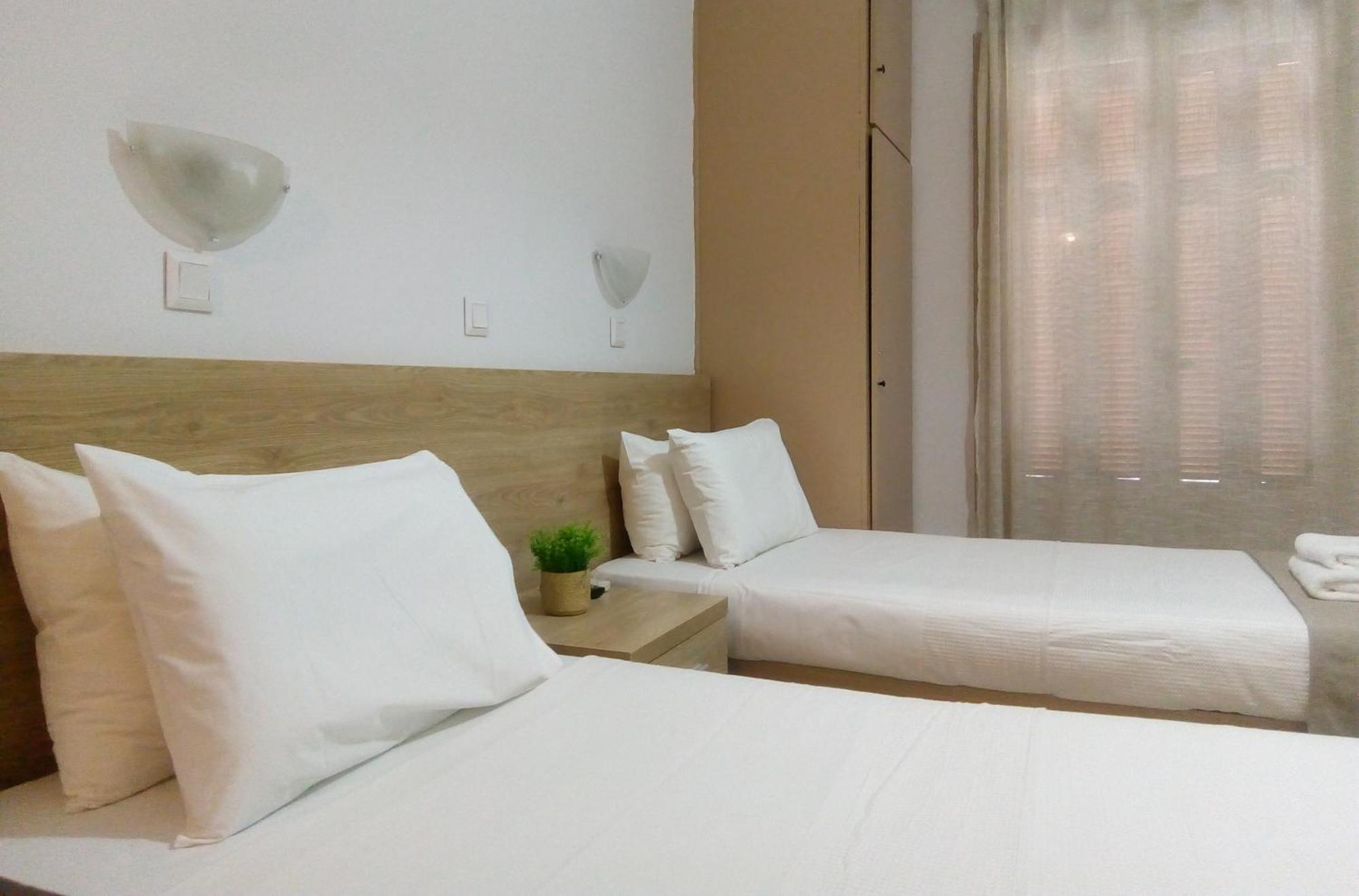 Papadatos Studios Argostoli  Eksteriør billede