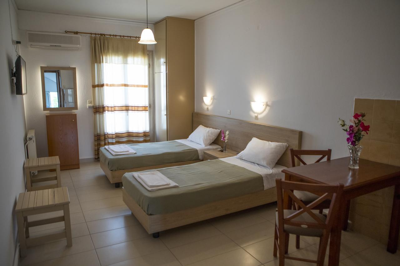 Papadatos Studios Argostoli  Eksteriør billede