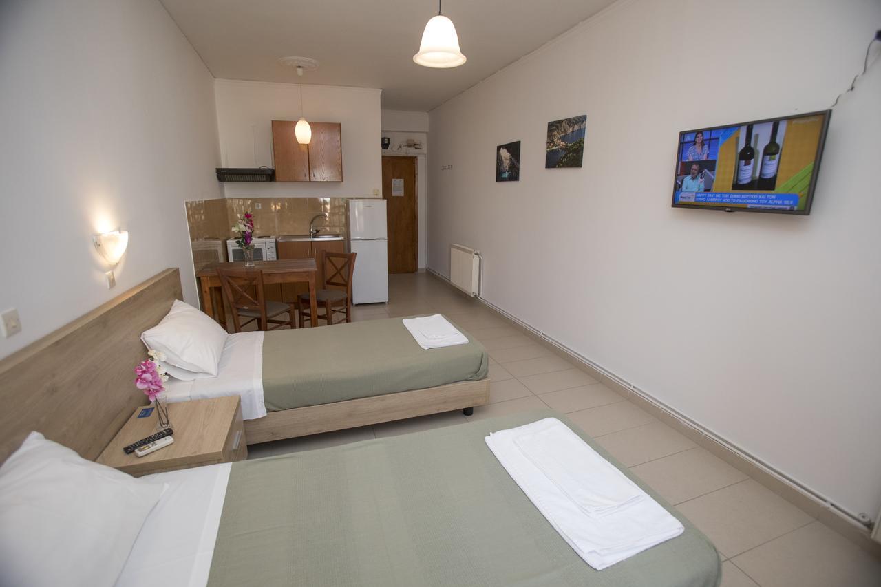 Papadatos Studios Argostoli  Eksteriør billede
